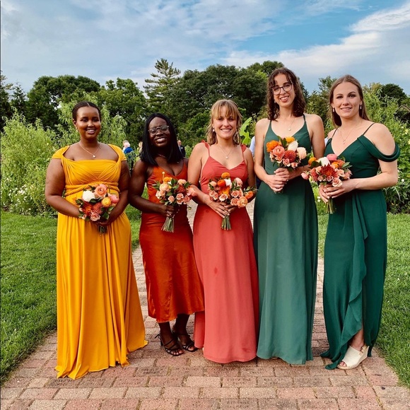 Coral bridesmaid or prom dress. Discounted shipping ❤️ - Picture 5 of 9